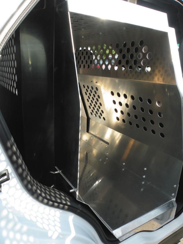 Interceptor Utility Dog Cage - Versatile - D and R Electronics